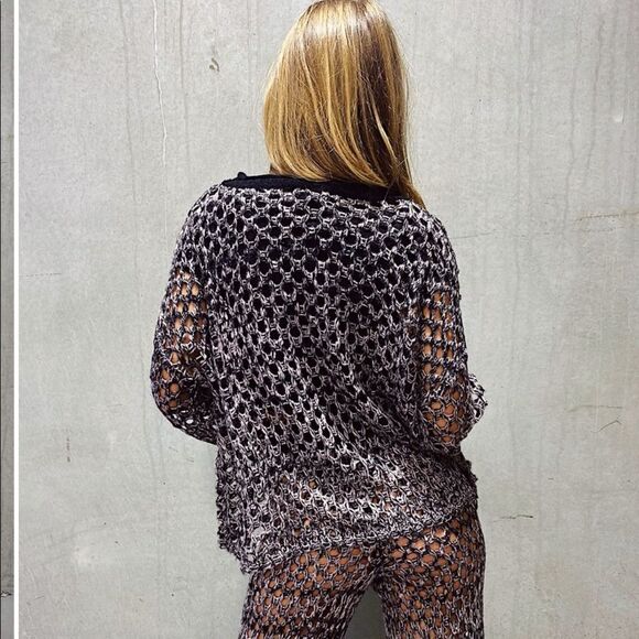 🌟! I.AM.GIA Oversized Knit Netted Sweater - Picture 8 of 9